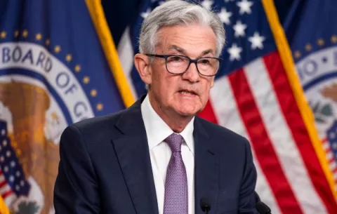 La Fed sube los tipos de interés y confirma que seguirá por este camino