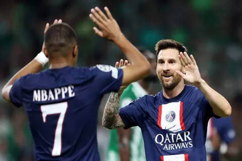 El PSG pasa un sofoco ante el Maccabi, pero Messi llega a tiempo