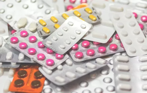 Medicamentos en Panamá son en promedio 27.8% más caros que en la región