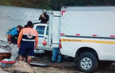 Mujer pierde la vida presuntamente al caer de su caballo al río El Salado en Remedios