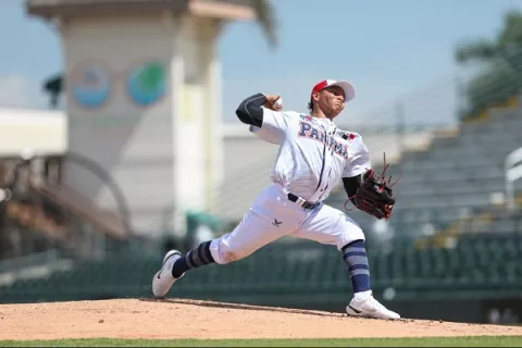 Panamá noquea a Italia en el Campeonato Mundial de Béisbol U18