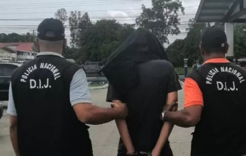 Preso por posesión de droga y dinero sin justificar que mantenía en Los Algarrobos de Dolega