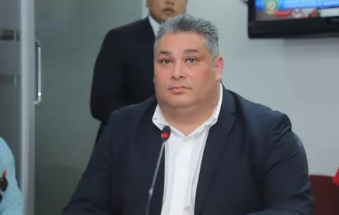 Representantes piden $9 millones para sufragar su aumento salarial de mil dólares