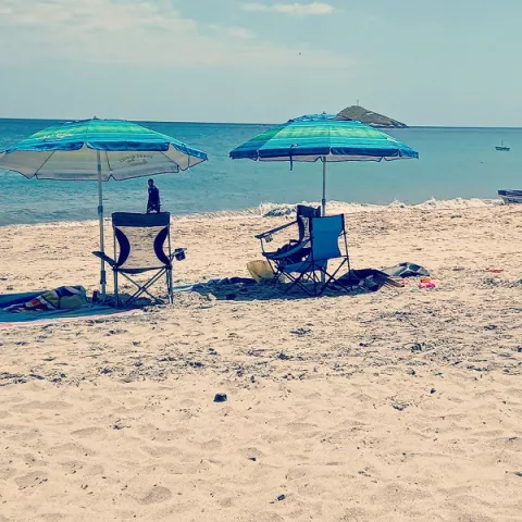 Piden precaución a bañistas por corrientes de resaca en playas del Pacífico
