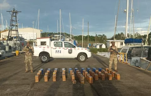 En dos días el Senan incauta 715 paquetes de droga en El Porvenir, Comarca Guna Yala