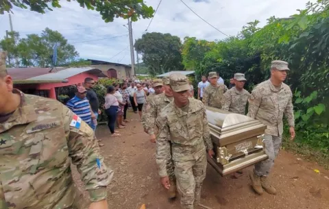 Le dan cristiana sepultura a miembro del Senan fallecido en accidente de tránsito