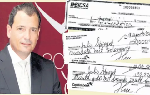 Spiegel y los cheques que lo vincularon a Blue Apple