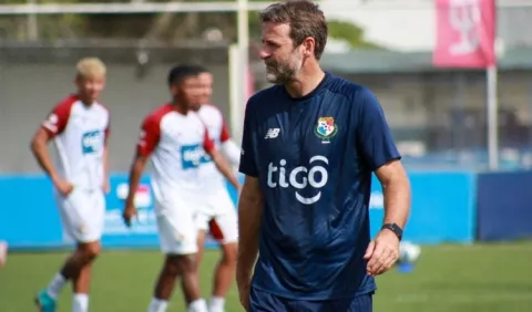 Thomas Christiansen convocará a los panameño que juegan en Europa para jugar ante Baréin