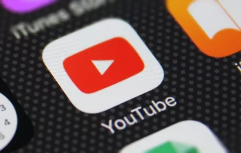 YouTube elimina millones de videos y canales por violación de los lineamientos de la comunidad