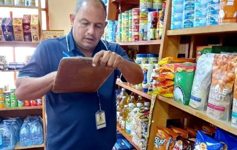 Más de un millón en multas por acciones en contra de consumidor; minisúper, supermercados y bancos lideran infracciones