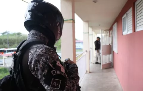 Varios detenidos en un operativo de Altos de los Lagos, entre ellos hay un homicida evadido de La Joya y un secuestrador