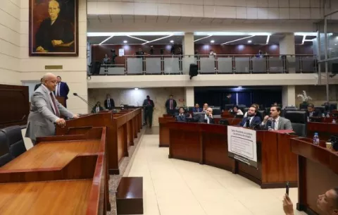 Clausura periodo de sesiones ordinarias de la Asamblea con 74 proyectos de ley aprobados