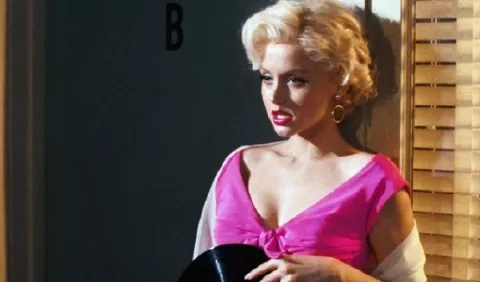 'Blonde': Mirada al lado oscuro de la estrella