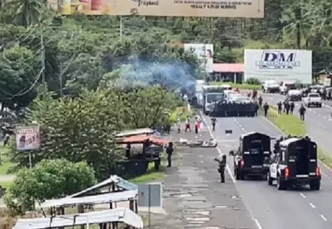 Tras cinco horas de cierre, la vía Interamericana en Chame, fue reabierta por la Policía Nacional