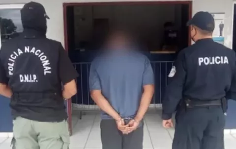 Condenan a un hombre a 17 años de cárcel por violar y embarazar a una de sus hijas