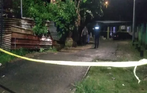 Asesinan a un hombre llegando a su residencia en Cativá, Colón