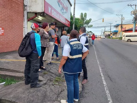  Tras queja de oficio contra la ATTT, Defensoría del Pueblo inspecciona paradas en La Chorrera