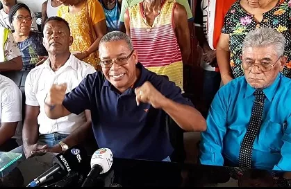  Edgardo Voitier declina a su aspiración a la Alcaldía de Colón por la libre postulación 