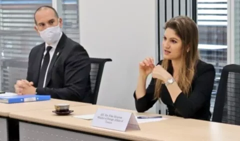 El escándalo que no quiso aclarar la excanciller Erika Mouynes