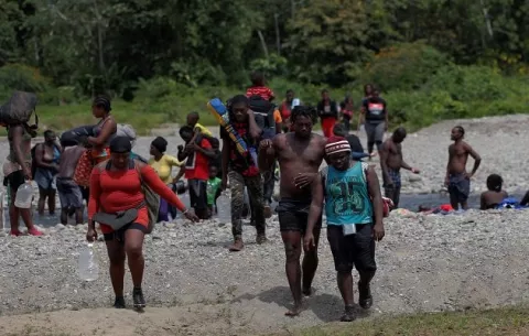 ¿Qué delitos ha traído consigo la migración irregular por la provincia de Darién?
