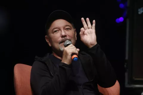 Rubén Blades agradeció a Farruko por incluir parte de su composición en 'Viaje'