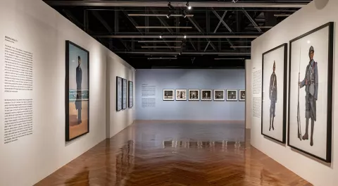 Exposición 'Encontrarse en el Otro' llega por primera vez a Latinoamérica