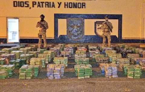 Detienen a cinco personas en Guna Yala con 1,919 kilos de droga