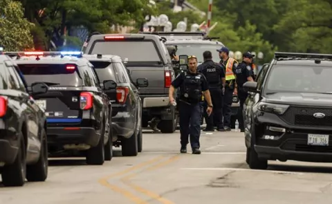 Tres muertos, incluido el atacante, en un tiroteo en un instituto en Estados Unidos