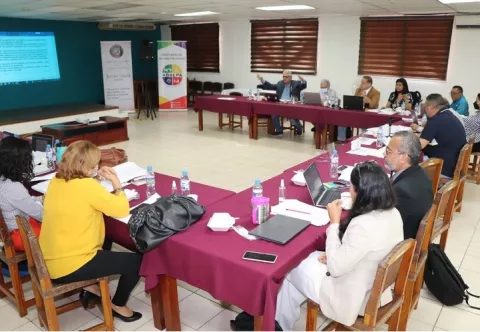 Veto a proyecto sobre mejor salario para autoridades locales deja en manos de la Asamblea la decisión final