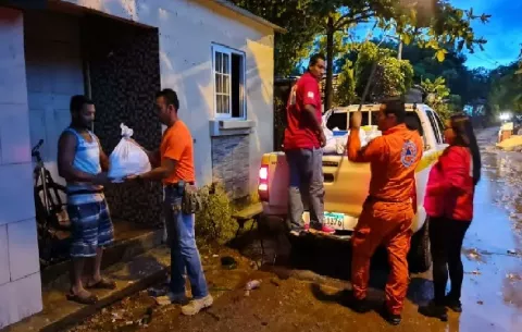 Estamentos de seguridad y rescate continúan con las evaluaciones en Herrera y Los Santos