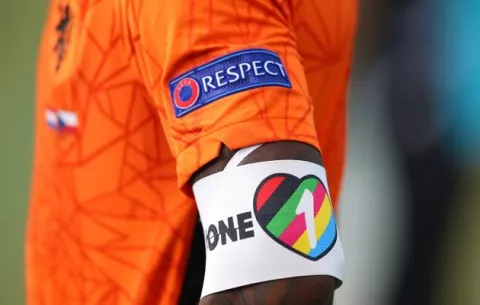 Selecciones renuncian a portar el brazalete 'One Love' debido a posibles sanciones de FIFA