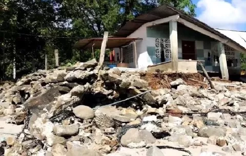 Oleajes causan daños en viviendas y locales en Panamá Oeste y Coclé