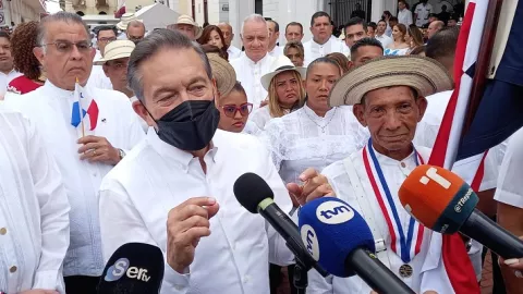 Laurentino Cortizo reconoce que hay que realizar ajustes a auxilios económicos del Ifarhu