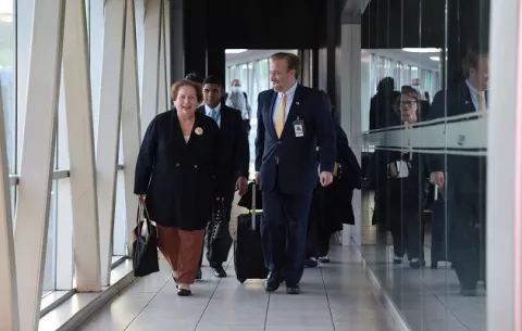 Mari Carmen Aponte, nueva embajadora de Estados Unidos, llega a Panamá tras una larga espera