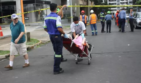 Explosión en edificio de Obarrio apuntaría hacia una fuga de gas