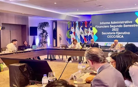Ministros de Educación de la región debaten sobre el presente y futuro educativo 