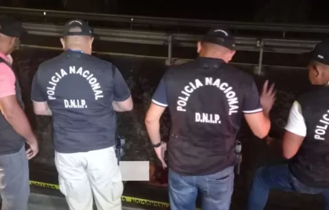 ¡Corre la sangre en la capital! Asesinan a cuatro personas, entre ellas a una mujer