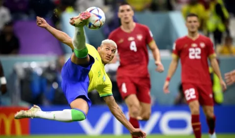 Richarlison sobre su chilena ante Serbia: 'Ha sido un gol acrobático, de los mejores de mi carrera' 