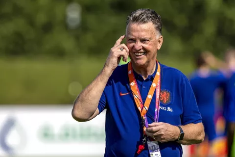 Van Gaal: “Ecuador nos creará más problemas que Senegal“