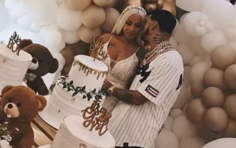 Anuel AA y Yailin serán padres de una niña