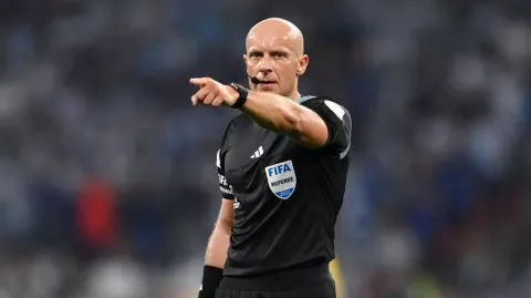 Polaco  Marciniak pitará la final
