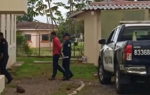 Medida de reporte periódico para hombre que mató a un perro en Bugaba