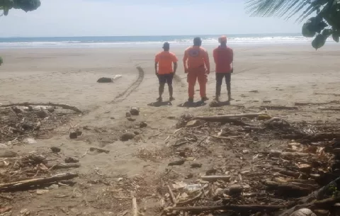 Joven de 18 años muere ahogado en la Playa de Las Lajas