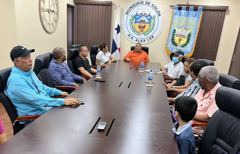 Buscan generar empleos con el proyecto "Colón de colores"