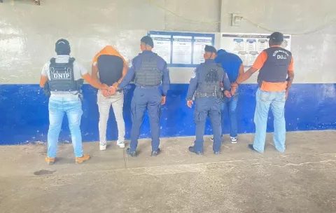 Ladrones no pierden el tiempo roban en una empresa en ZLC