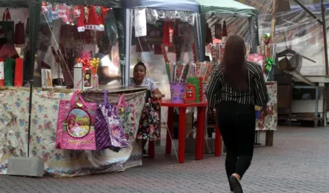Ahorro y consumo se mantienen por el piso