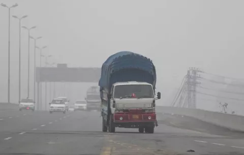 Pakistán amanece con alarmante nivel de toxicidad en el aire