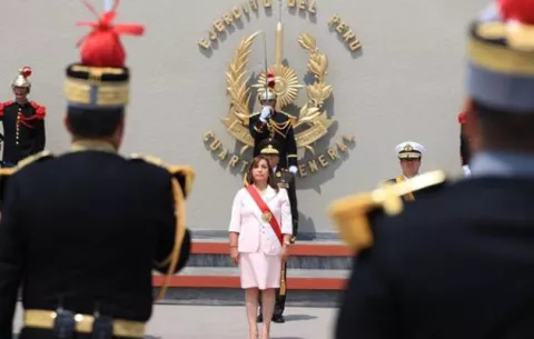 Dina Boluarte pide dejar atrás 'capítulos de confrontación'