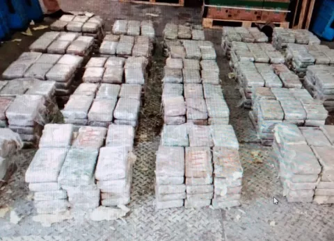 Detectan cargamento millonario de drogas en Colón  