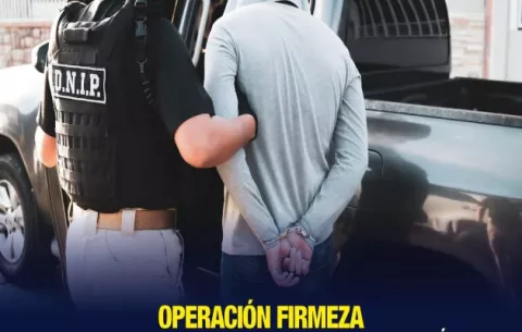 Jueza legaliza detención de inspectores de Migración